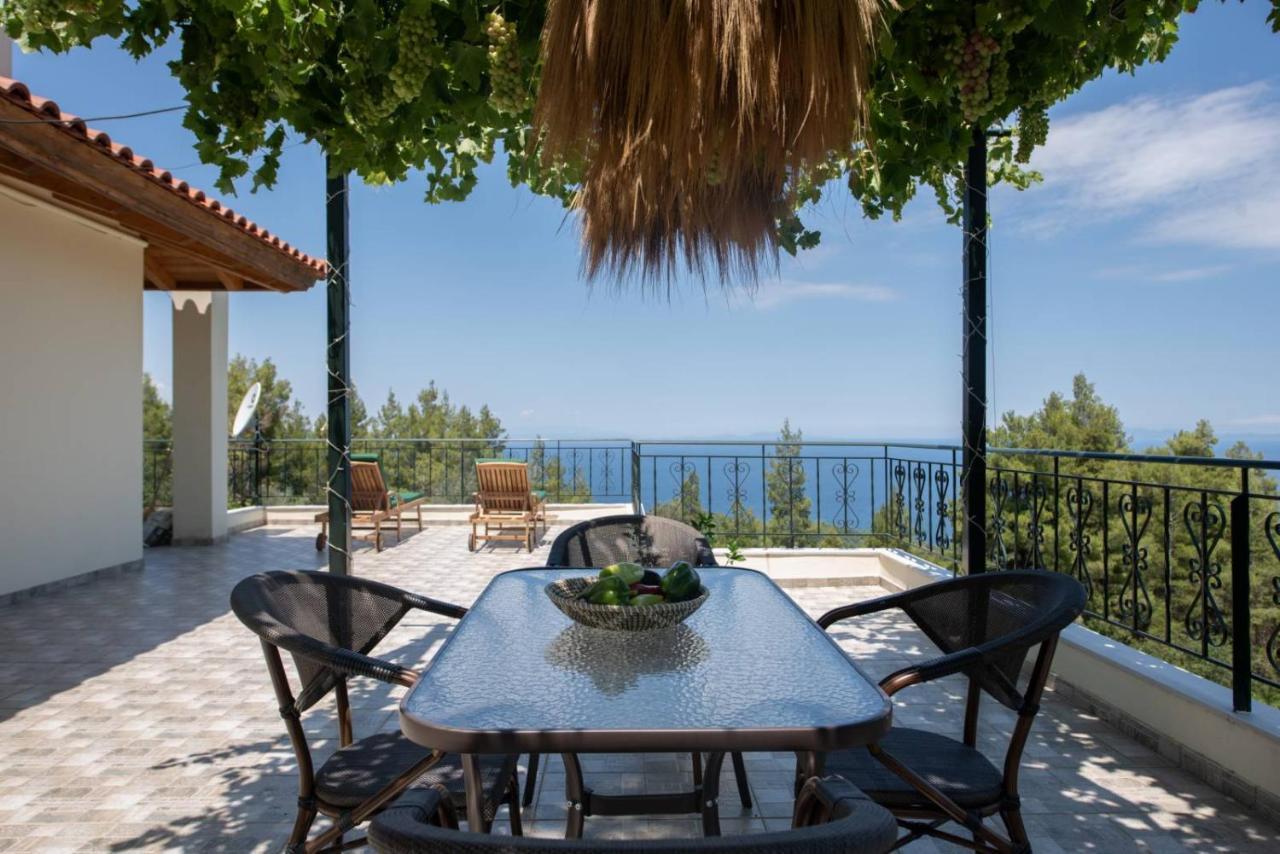 Dream House Capturing The Magic Of Nature Vlachia Extérieur photo
